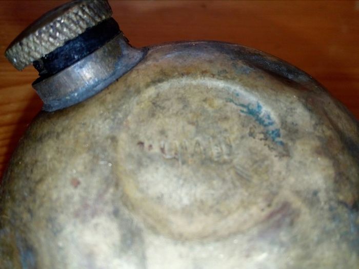 Ww 2 brass oiler