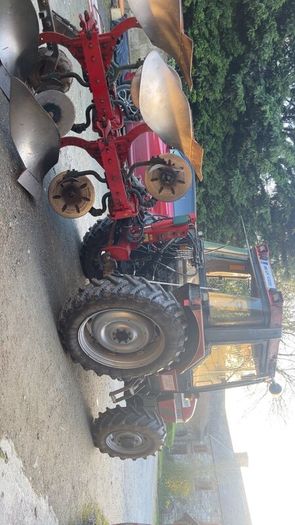 Vogel and noot 2 furrow reversible plough