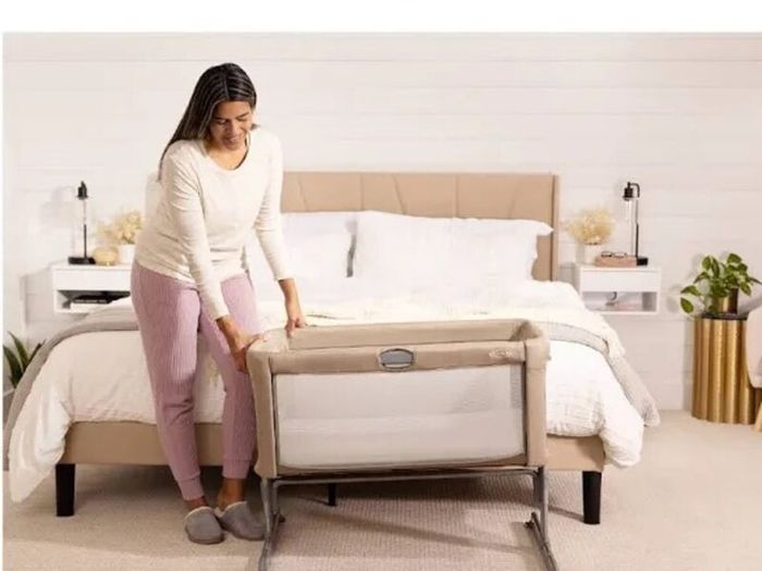 Bedside and baby chair mamaroo