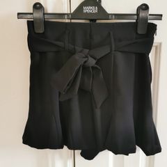 Zara black high waisted shorts size XS