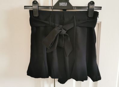 Zara black high waisted shorts size XS