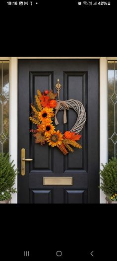 35cm Autumnal Wreath