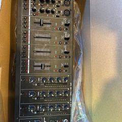 Monacor MPX-4PA DJ mixer