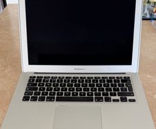 MacBook Air 13-inch (2017)