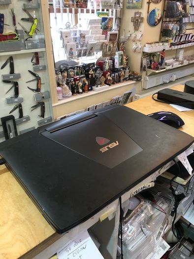 Asus Touch Screen ROG G751J Gaming Laptop 24 ram   17 lcd