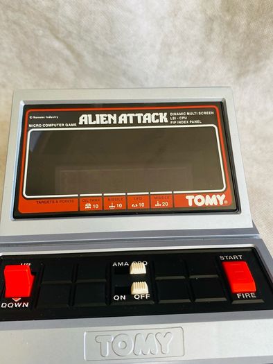 Tabletop Handheld Tomy Alien Attack