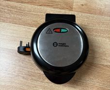 omelette maker