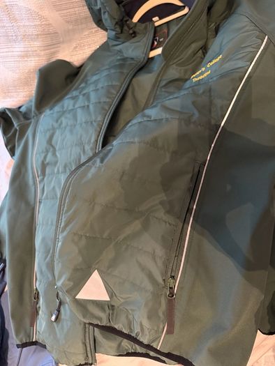 jacket school
