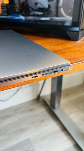 Dell Precision 5560 Laptop - 64GB RAM, 512 SSD, i9, Windows Pro