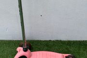 Mini Micro Scooter &amp; Free Micro Scooter Hand Warmers