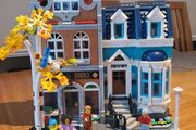 LEGO Creator 10270 Book Shop