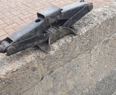 car jack