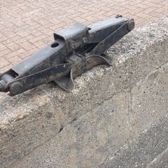 car jack