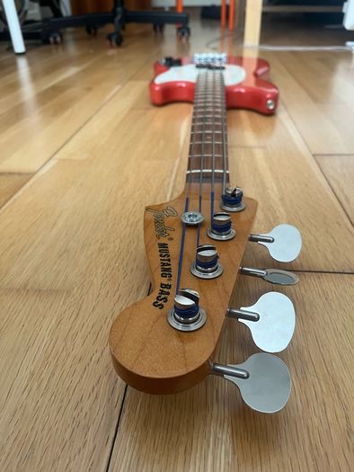 Fender Vintera 60s Mustang Bass