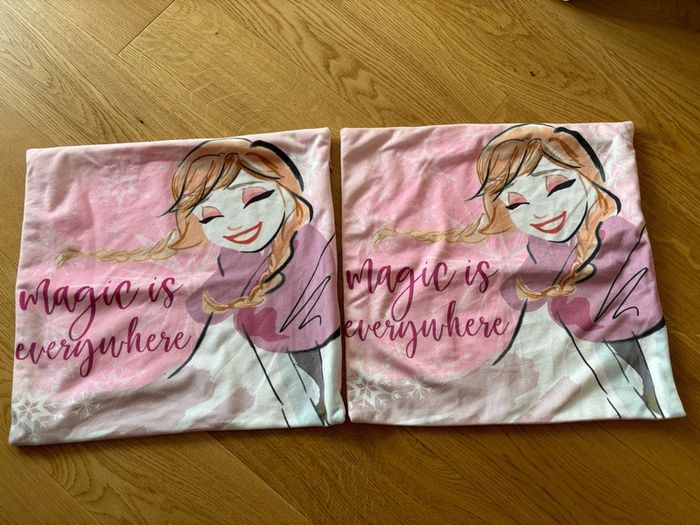 Soft frozen  pillowcase