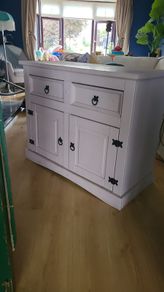 sideboard