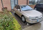 renault laguna version 1