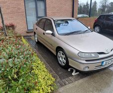 renault laguna version 1