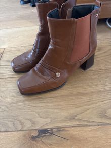 Brown ankle boots