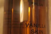 Phlur vanilla skin perfume spray