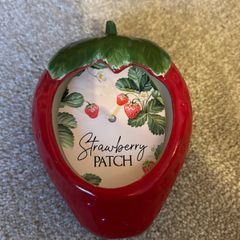 Strawberry Patch Candle