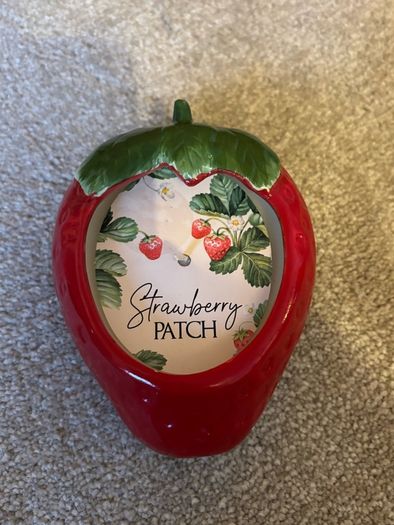 Strawberry Patch Candle