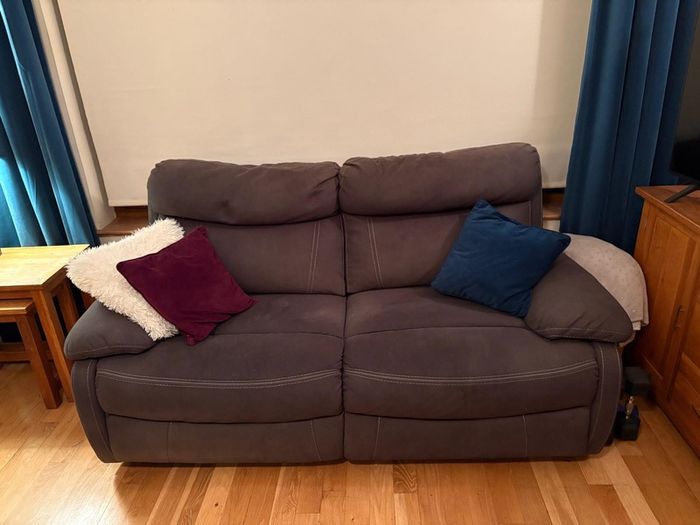 Electric Recliner Sofa- NEED GONE