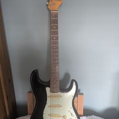 SX vintage series stratocaster