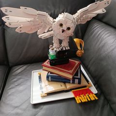 LEGO Harry Potter Hedwig Display Model (76391) Built