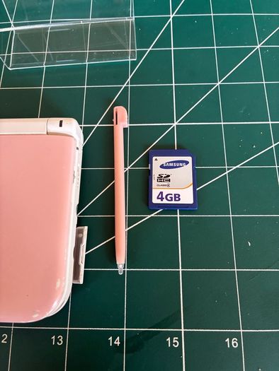 Nintendo 3DS XL (Read Description)