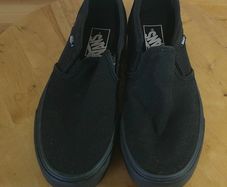 Vans Classic Slip-On All Black Canvas Skate Shoes Women's Size UK \ Ire 5 Euro 38