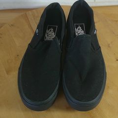 Vans Classic Slip-On All Black Canvas Skate Shoes Women's Size UK \ Ire 5 Euro 38