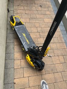 Electric scooter