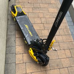 Electric scooter