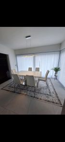 6 Kitchen Chairs
