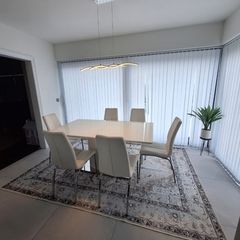 6 Kitchen Chairs