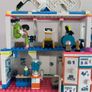 lego friends Sport centre & Hotel Image 4