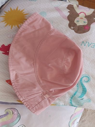 Reversible sun hat 3-6yrs