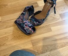 wedge sandals