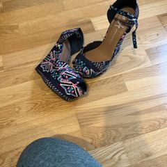 wedge sandals