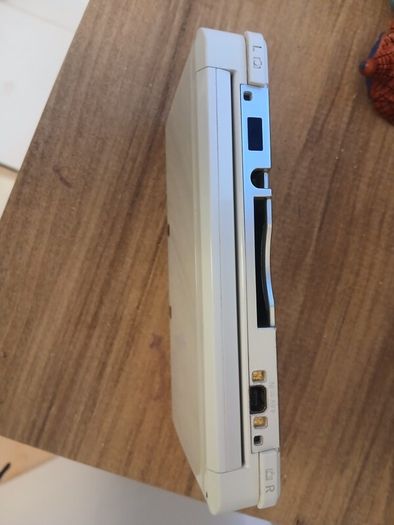 3ds white
