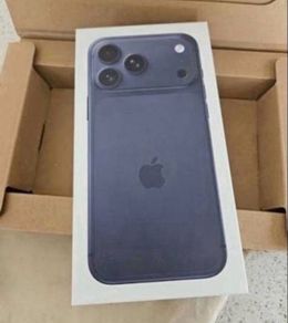 NEW iPhone 17 Pro Max 256GB Deep Blue ( Irish stock )