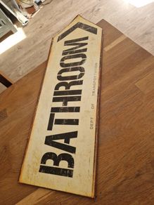 Bathroom tin sign