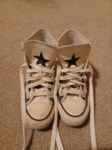 Converse High Tops Size 4