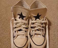 Converse High Tops Size 4