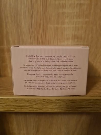 NEOM Wellbeing London. Real Luxury Scented Candle (Travel) RRP 23,00.