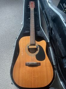 Acoustic Guitar