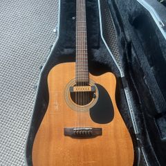 Acoustic Guitar