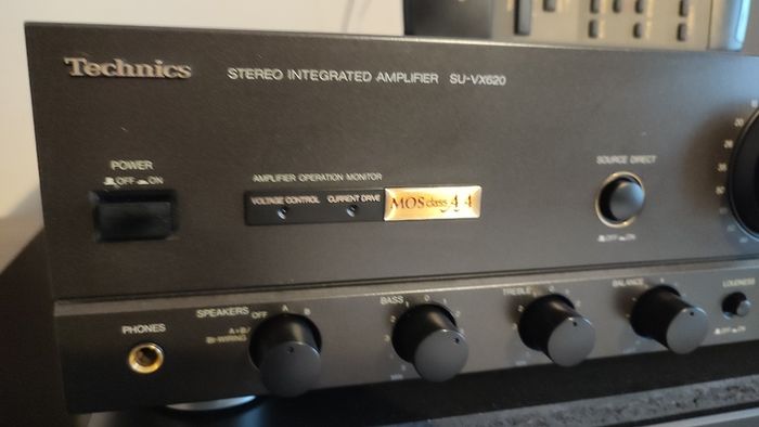 Technics SU-VX620 Amplifier. Genuine Remote. Like new! Cleaned.