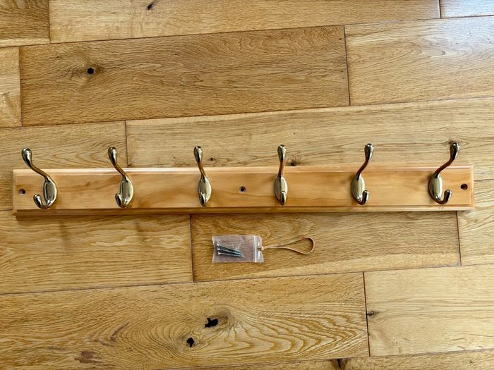 6 Hook Coat Rail